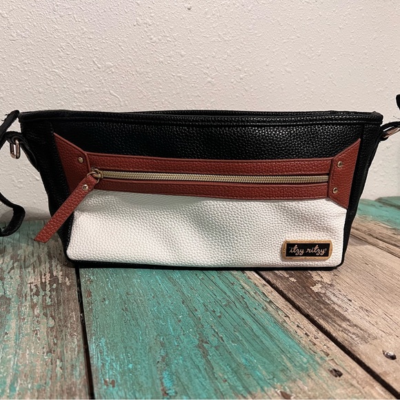 Itzy Ritzy stroller caddy - Picture 1 of 2